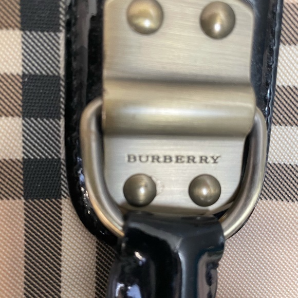 Burberry limited edition bag - Picture 6 of 6